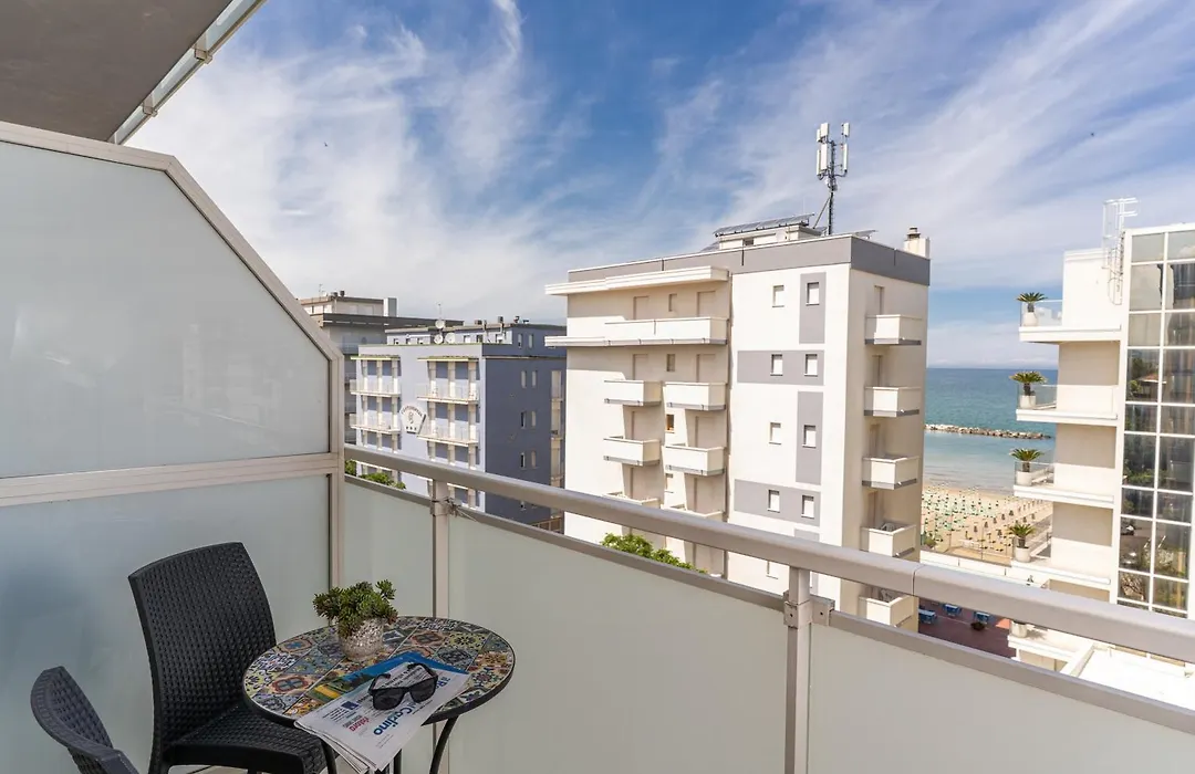 Amadei Hotel Figaro&Apartments-1